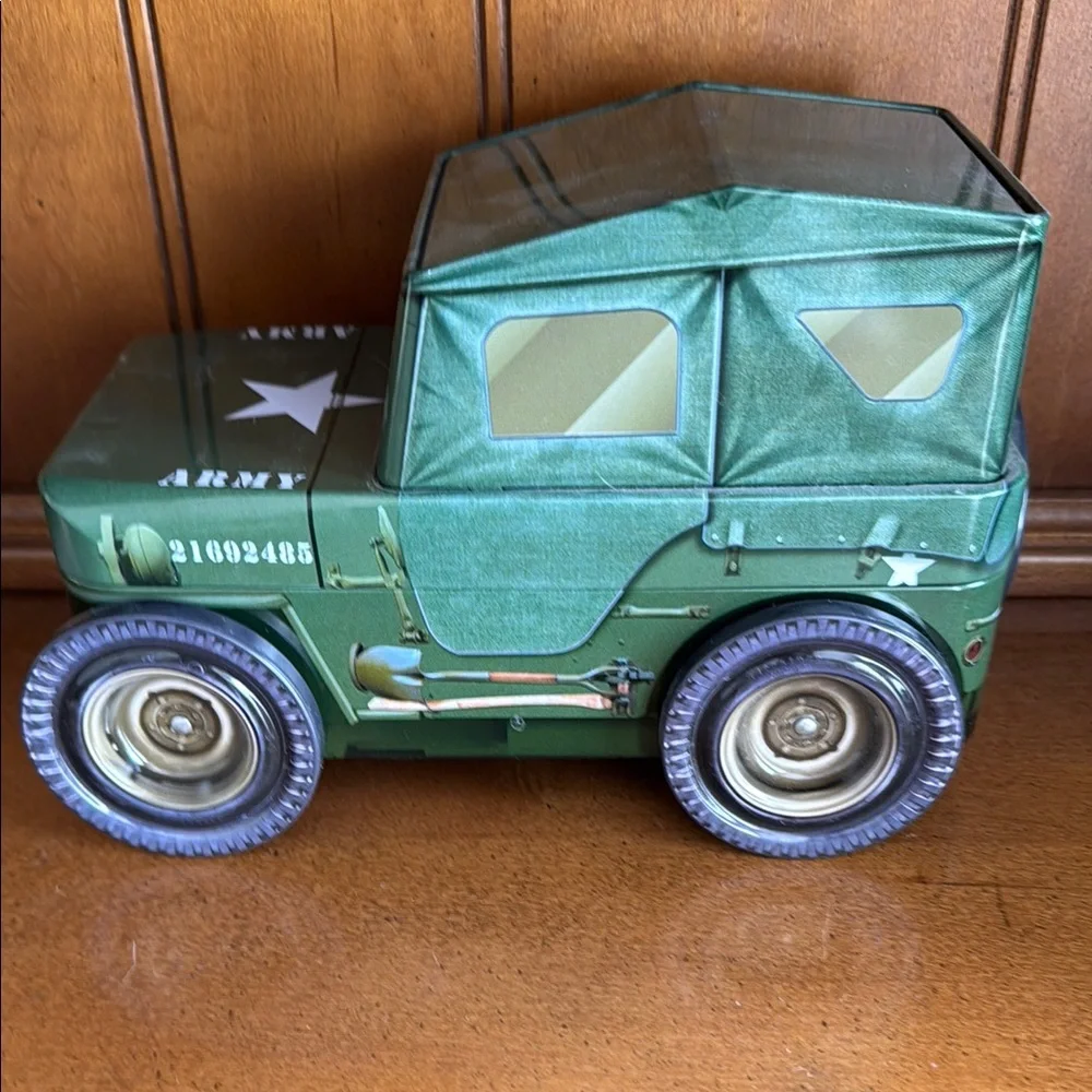 Eurographics Military Army WWII Willie’s JEEP Collectible Truck Puzzle Poster - Picture 7 of 8